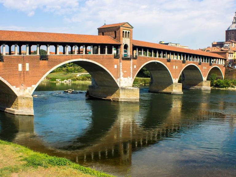 Pavia